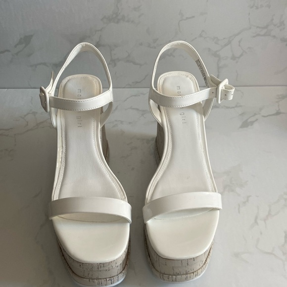 White Open Toe Block Cork Heel New Patent Leather Madden Girl Wedges size 9 - Picture 2 of 6